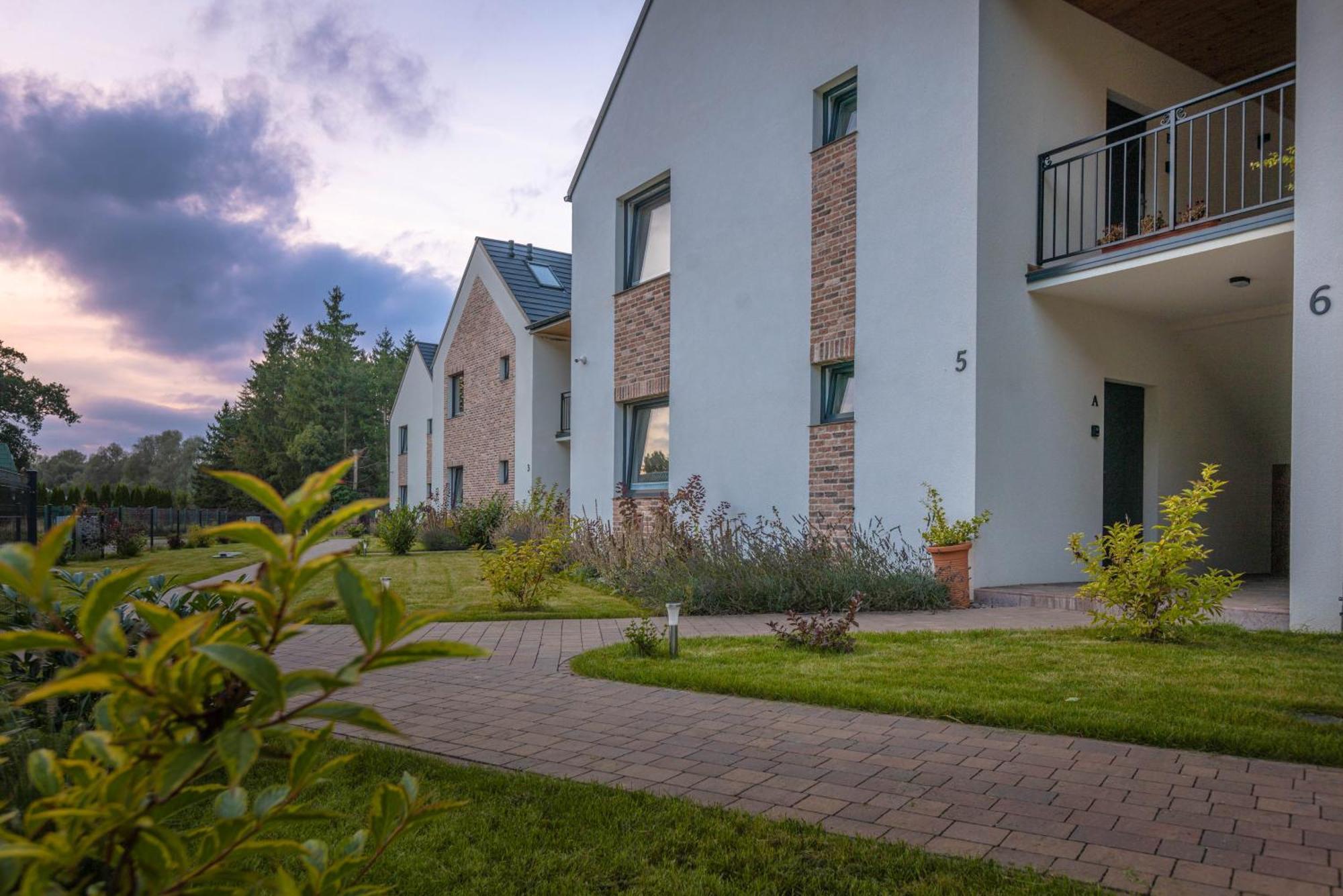 Apartamenty 7 Debow Nad Morzem Pleśna 외부 사진